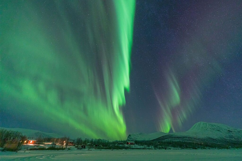 Enjoy the incredible Northern Lights during your Sami Experience