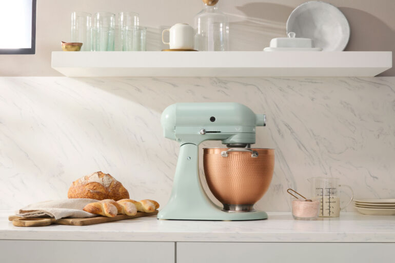 Design Series Blossom KitchenAid S New 4 8L Artisan Tilt Head Stand Mixer   KitchenAid Design Series Blossom Artisan Tilt Head 4.8L Stand Mixer 1 770x513 