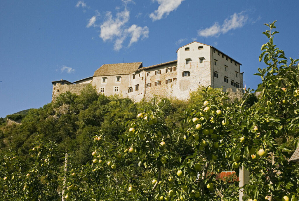 A Photograph showing the elevated position of Castel Stenico