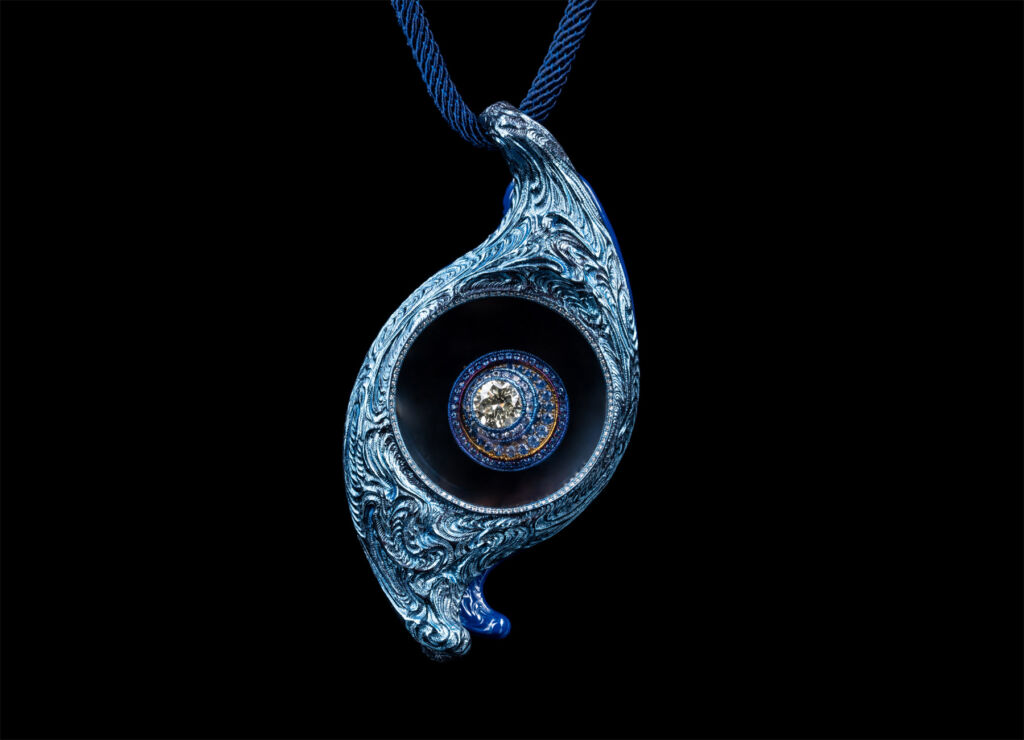 The Eye of Time jewellery piece