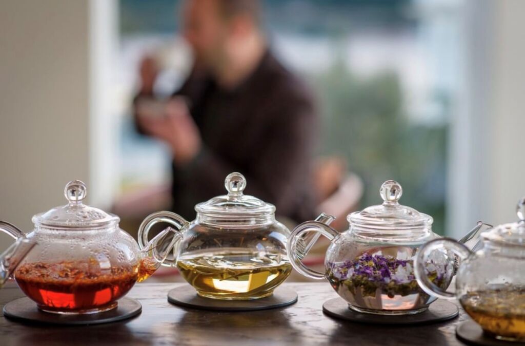 The glass teapots