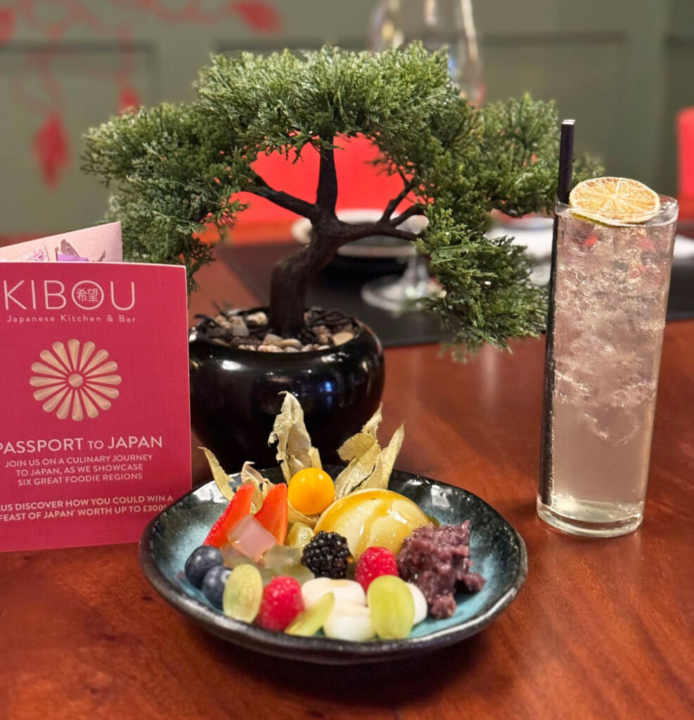 A bowl of fruit on one of the restaurants tables