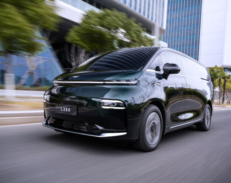 LEVC's New and Highly-flexible L380 Luxury MPV Goes on Sale in China