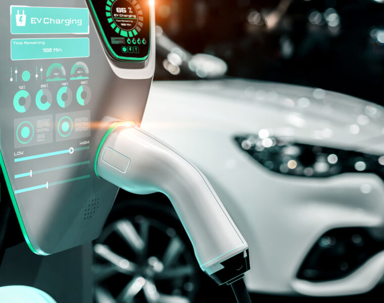 Prices for the UK's Most Popular Used Electric and Hybrid Vehicles Fall by 19% YoY 2