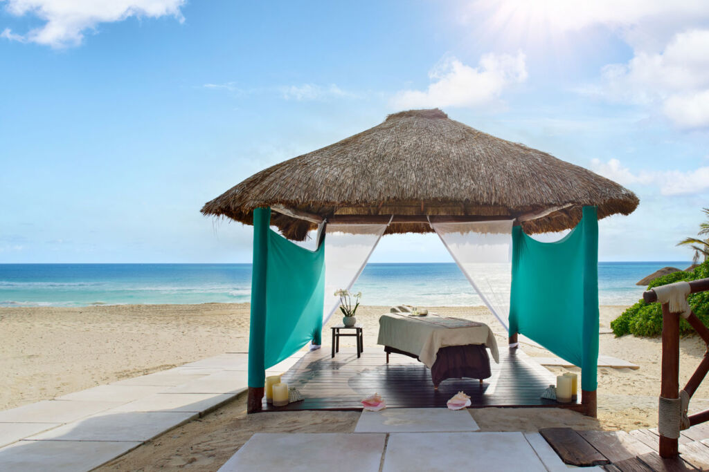 A massage cabin on the beach