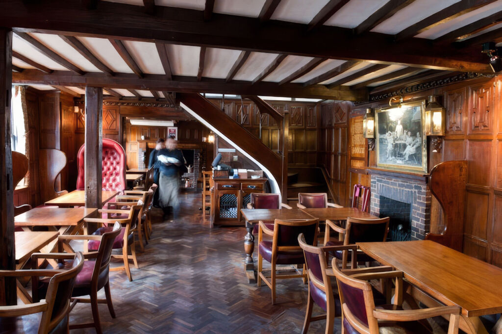 Michelin-starred Hinds Head wins Great British Pub of the Year Award