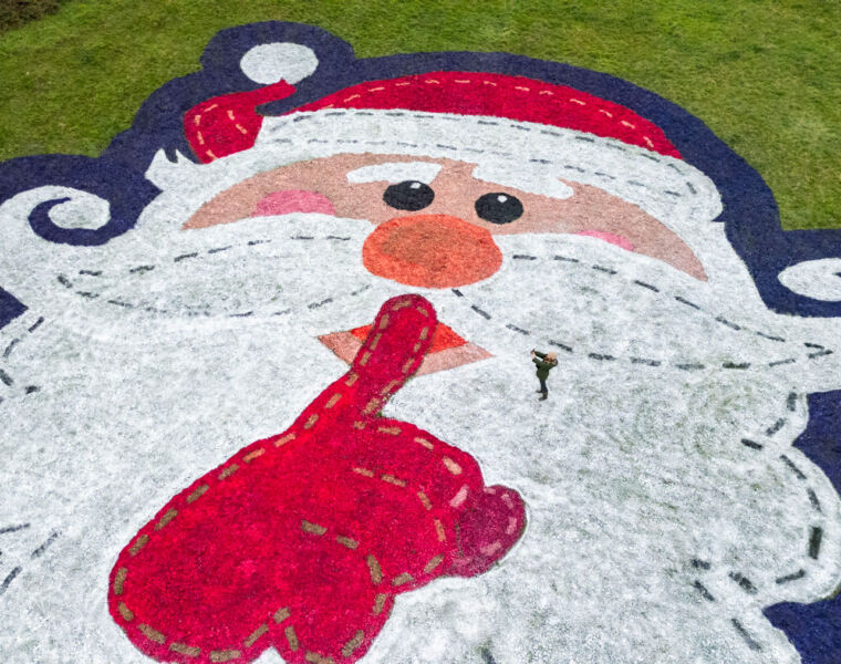 Giant Chalk Santas Have Appeared on Hillsides Across the UK