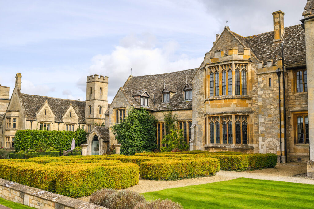 The Festive Afternoon Tea at Ellenborough Park in the Cotswolds