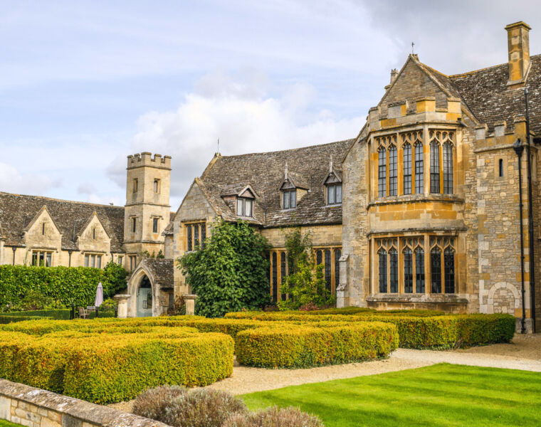 The Festive Afternoon Tea at Ellenborough Park in the Cotswolds