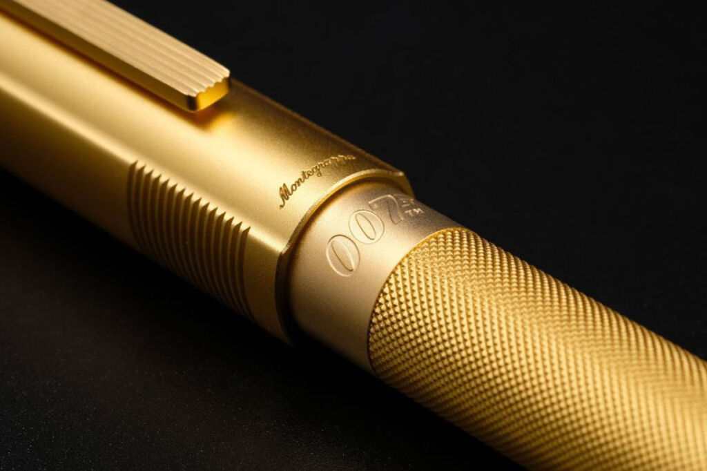 The knurling on the barrel of the pen