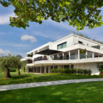 R Collection Adds 'Bianca Relais' to its Lakes Portfolio